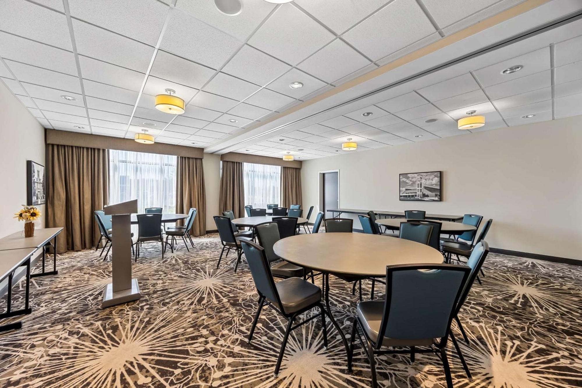 Best Western Plus Bolivar Hotel & Suites Екстериор снимка