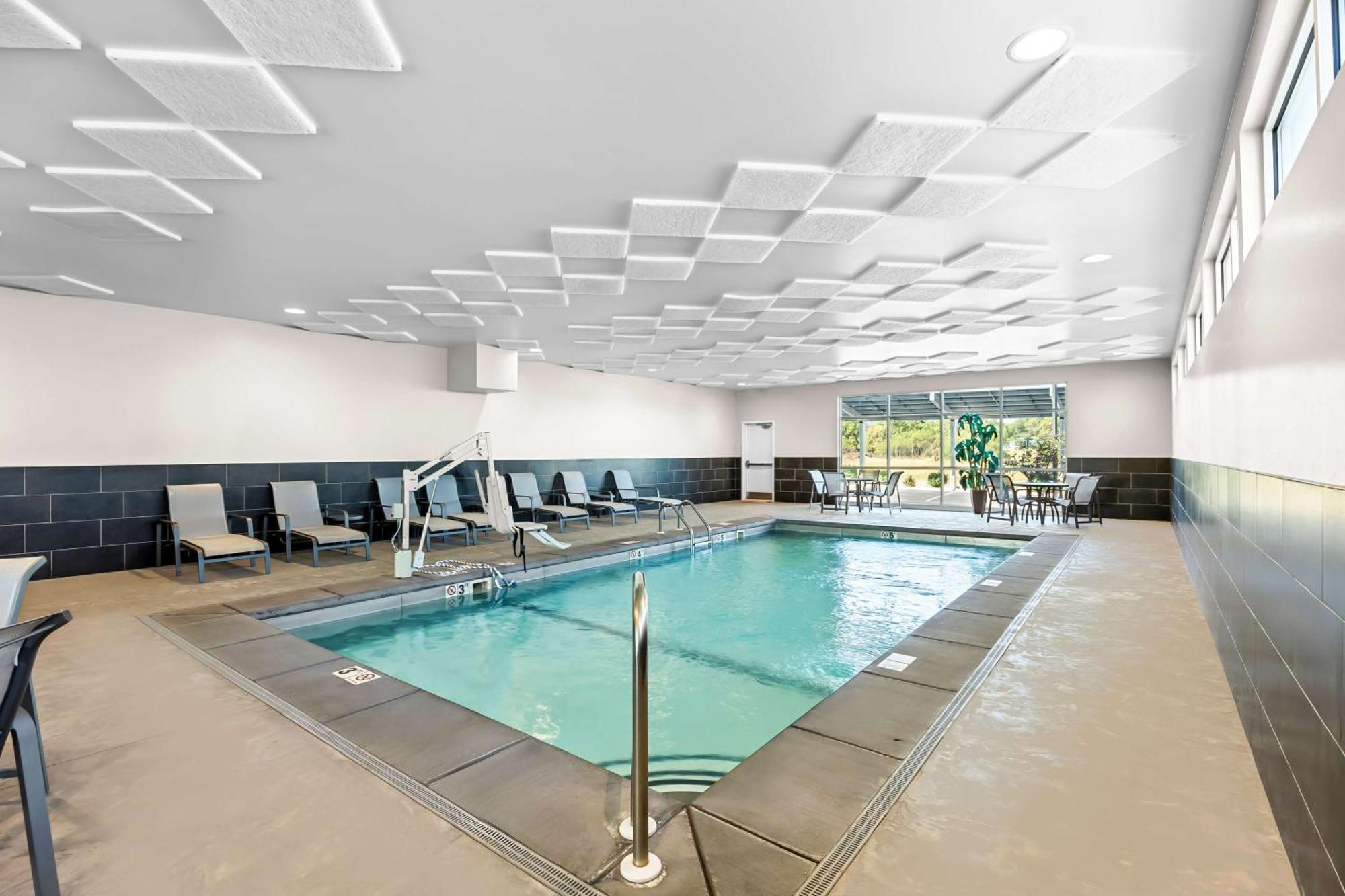 Best Western Plus Bolivar Hotel & Suites Екстериор снимка
